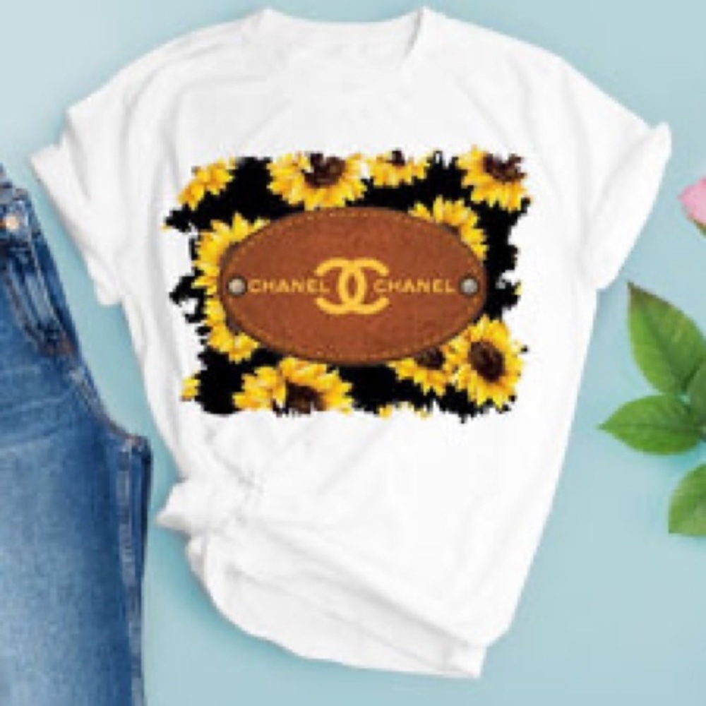 Sweatshirt Co Co Sunflower White Sweatshirt Pullover❌❌PRICE FIRM NO OFFERS ❌🙏